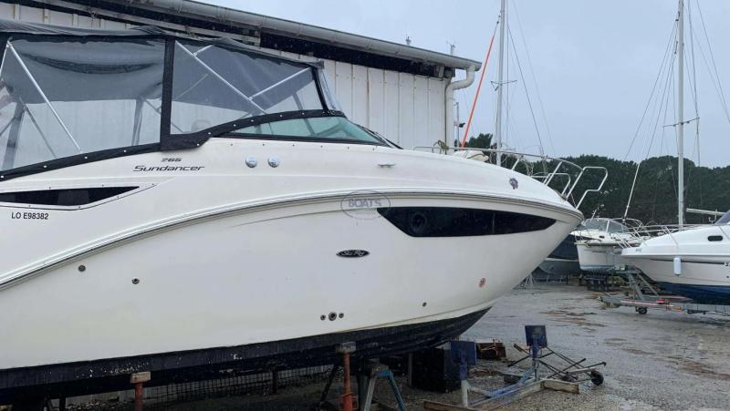 Bateau moteur Sea Ray 265 Sundancer 2013 exterieur 14