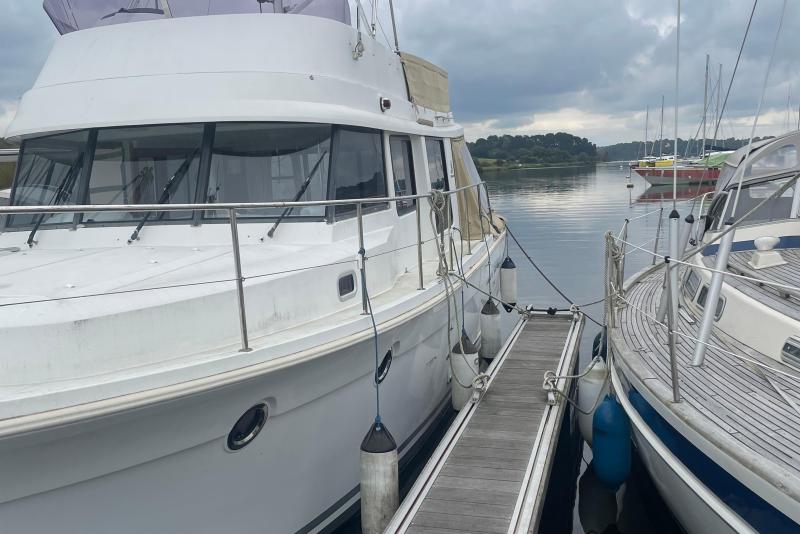 Bateau moteur Beneteau Swift Trawler 34 2014 exterieur 2