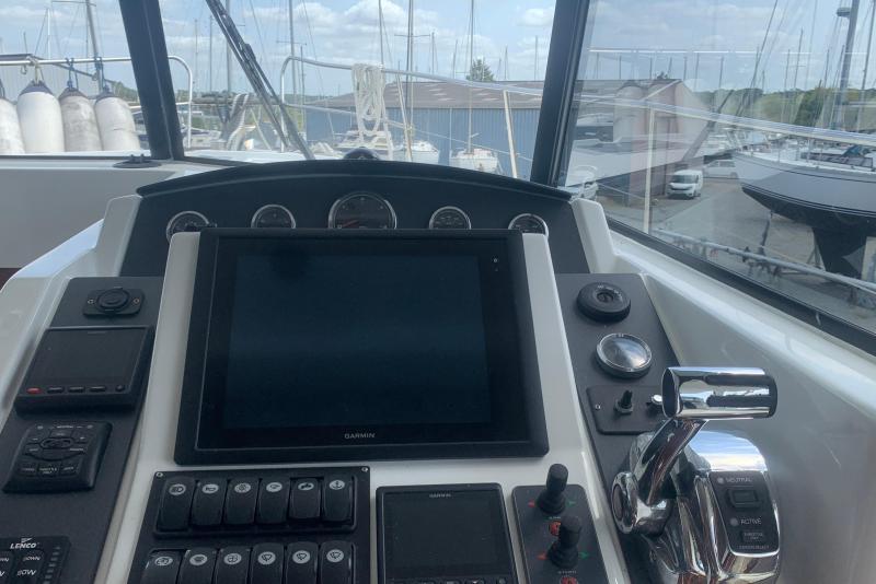 Bateau moteur Beneteau Swift Trawler 34 2014 exterieur 15