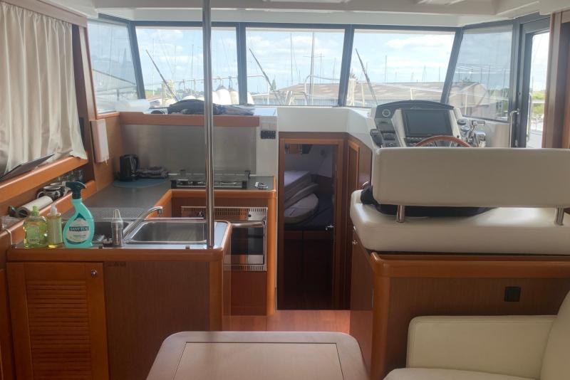 Bateau moteur Beneteau Swift Trawler 34 2014 exterieur 5