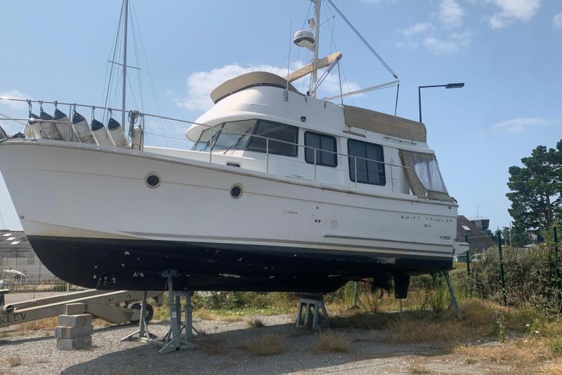 Bateau moteur Beneteau Swift Trawler 34 2014 exterieur 27