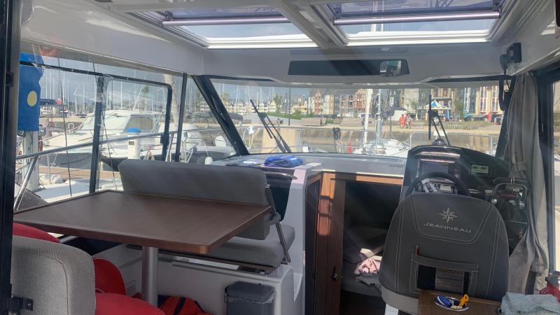 Bateau moteur Jeanneau Merry Fisher 895 2018 exterieur 3
