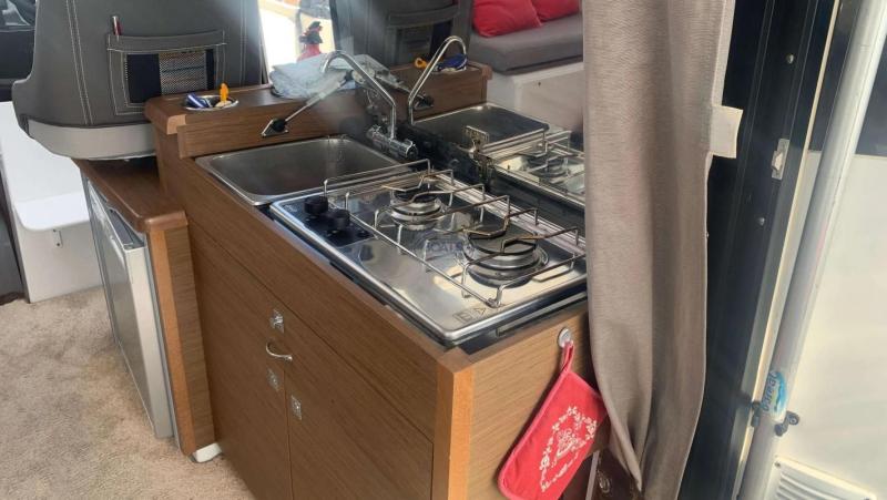 Bateau moteur Jeanneau Merry Fisher 895 2018 exterieur 15