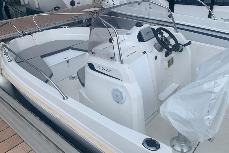 Bateau moteur Jeanneau Cap Camarat 5.5 CC 2019 exterieur 6