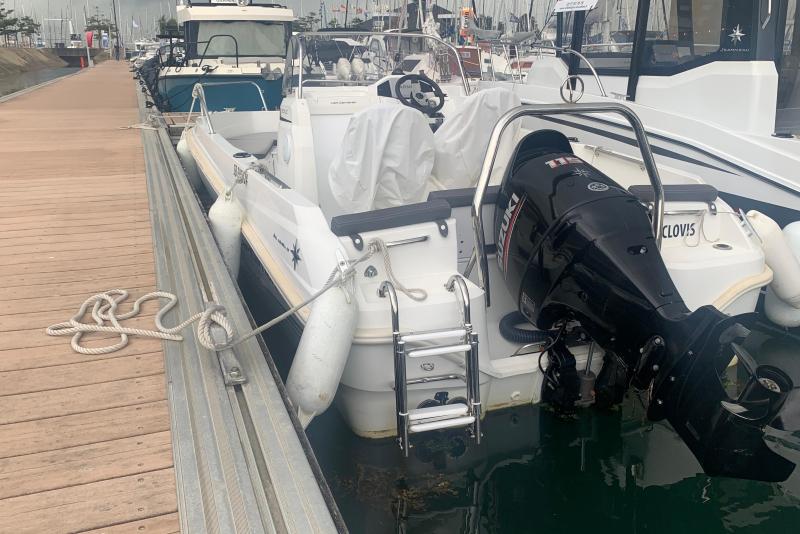 Bateau moteur Jeanneau Cap Camarat 5.5 CC 2019 exterieur 8