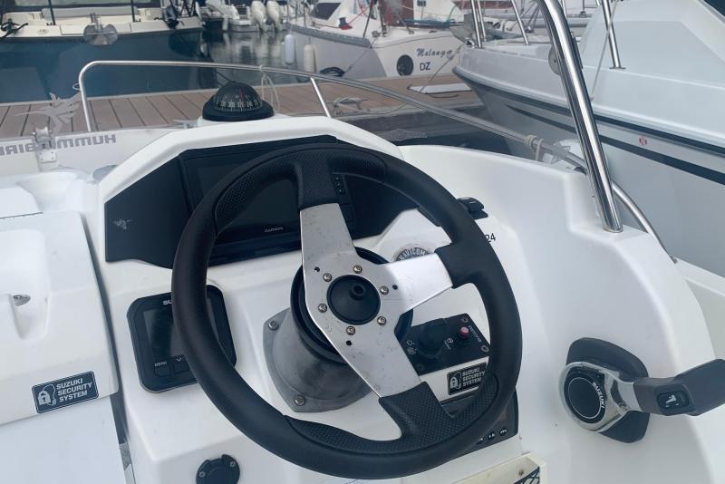 Bateau moteur Jeanneau Cap Camarat 5.5 CC 2019 exterieur 10