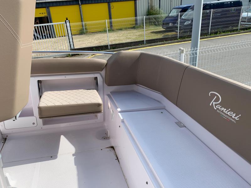Bateau moteur Ranieri NEXT 220 SH 2019 exterieur 7