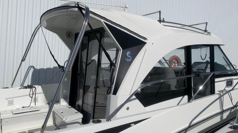 Bateau moteur Beneteau Antares 9 2021 exterieur 8