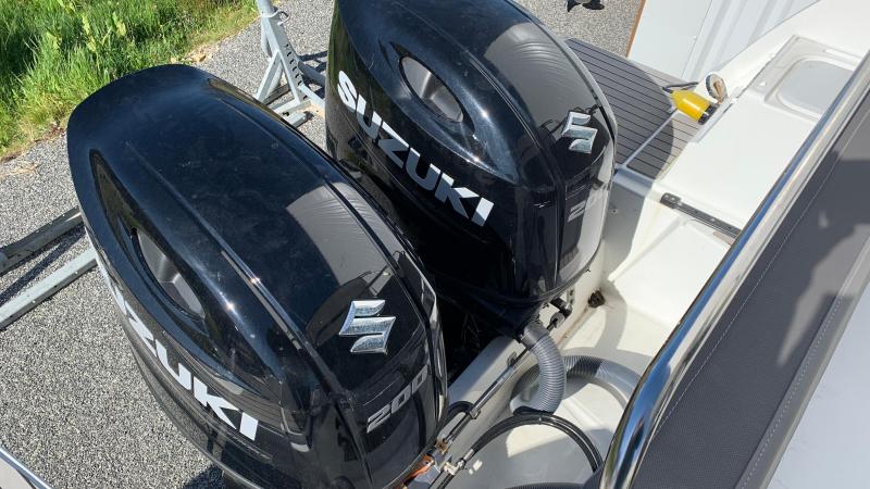 Bateau moteur Beneteau Antares 9 2021 exterieur 3