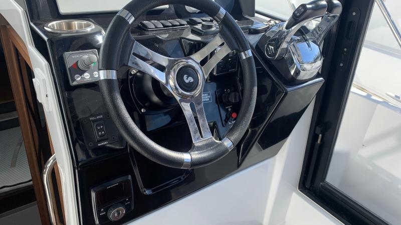 Bateau moteur Beneteau Antares 9 2021 exterieur 28