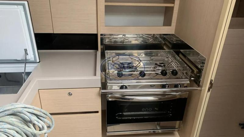 Voilier Beneteau Oceanis 34.1 2023 exterieur 12