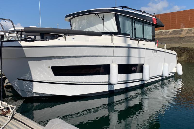 Bateau moteur Jeanneau MERRY FISHER 895 SPORT 2023 exterieur 2