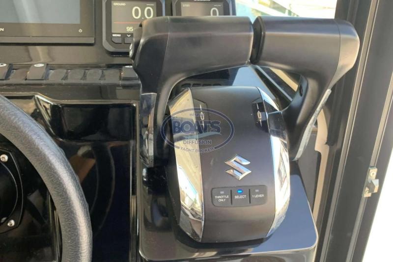 Bateau moteur Jeanneau Merry Fisher 895 Sport 2023 exterieur 8