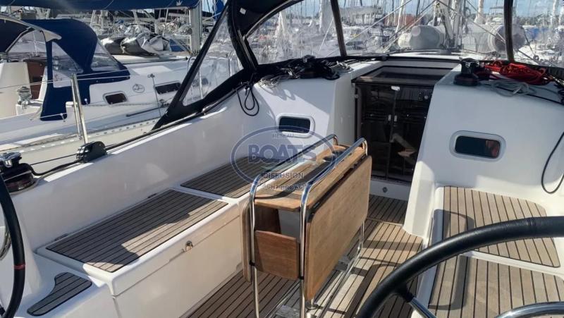 Voilier Jeanneau Sun Odyssey 380 2023 exterieur 15
