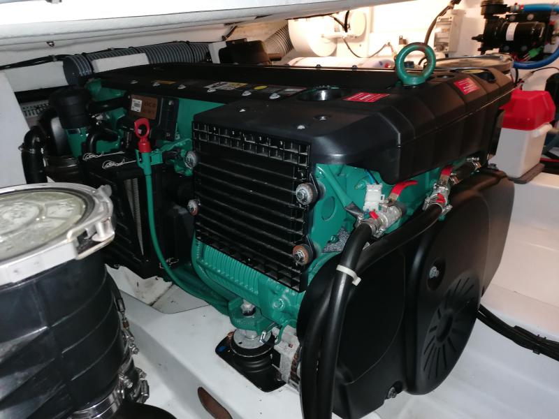 Bateau moteur Beneteau Monte Carlo 42 2011 exterieur 23
