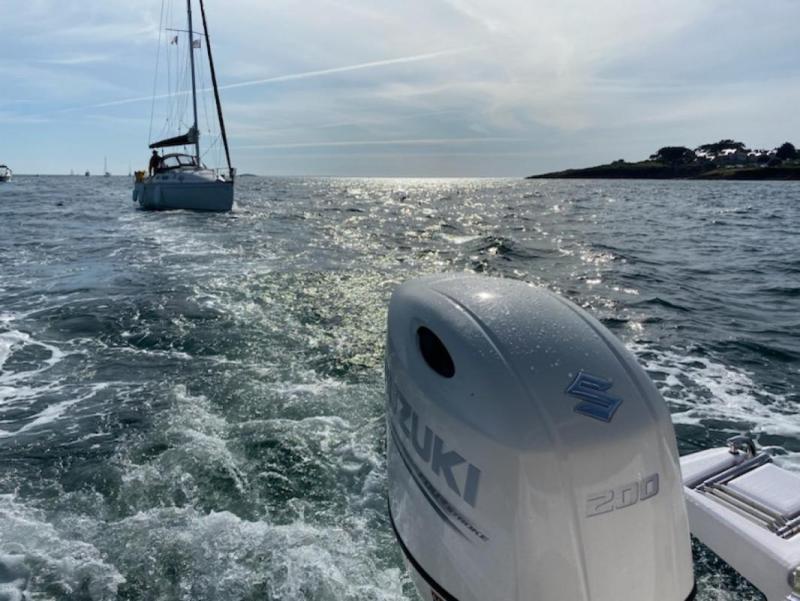 Bateau moteur Ranieri NEXT 220 SH 2019 exterieur 6