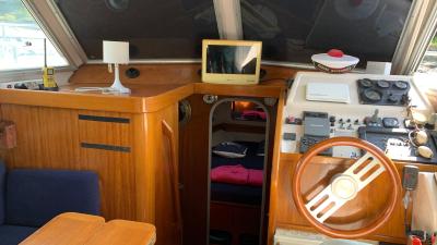 Bateau moteur Beneteau Antares 9.20 1991 exterieur 13