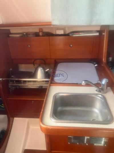 Voilier Beneteau Oceanis 281 1995 exterieur 5