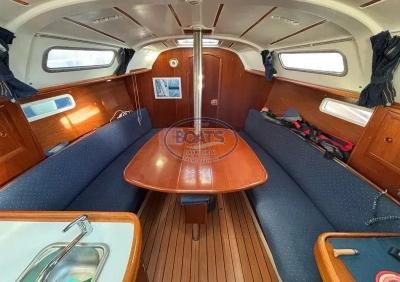 Voilier Beneteau Oceanis 311 2002 exterieur 6