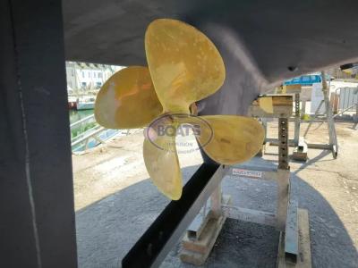 Bateau moteur Quicksilver Arvor 250 2003 exterieur 8