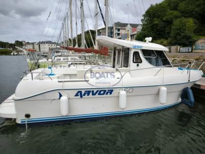 Bateau moteur Quicksilver Arvor 250 2003 exterieur 15