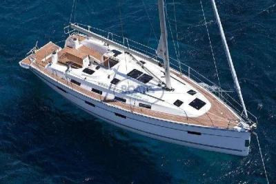 Voilier Bavaria BAVARIA 40 CRUISER 2012 exterieur 11