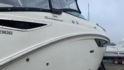 Bateau moteur Sea Ray Sundancer 265 2013 exterieur 56