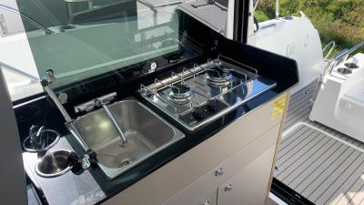 Bateau moteur Beneteau Antares 9 2021 exterieur 12
