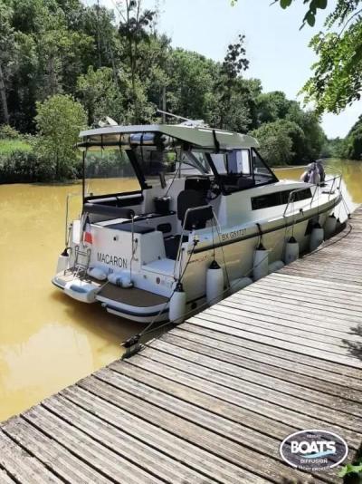 Bateau moteur Northman NEXUS 870 REVO 2022 13